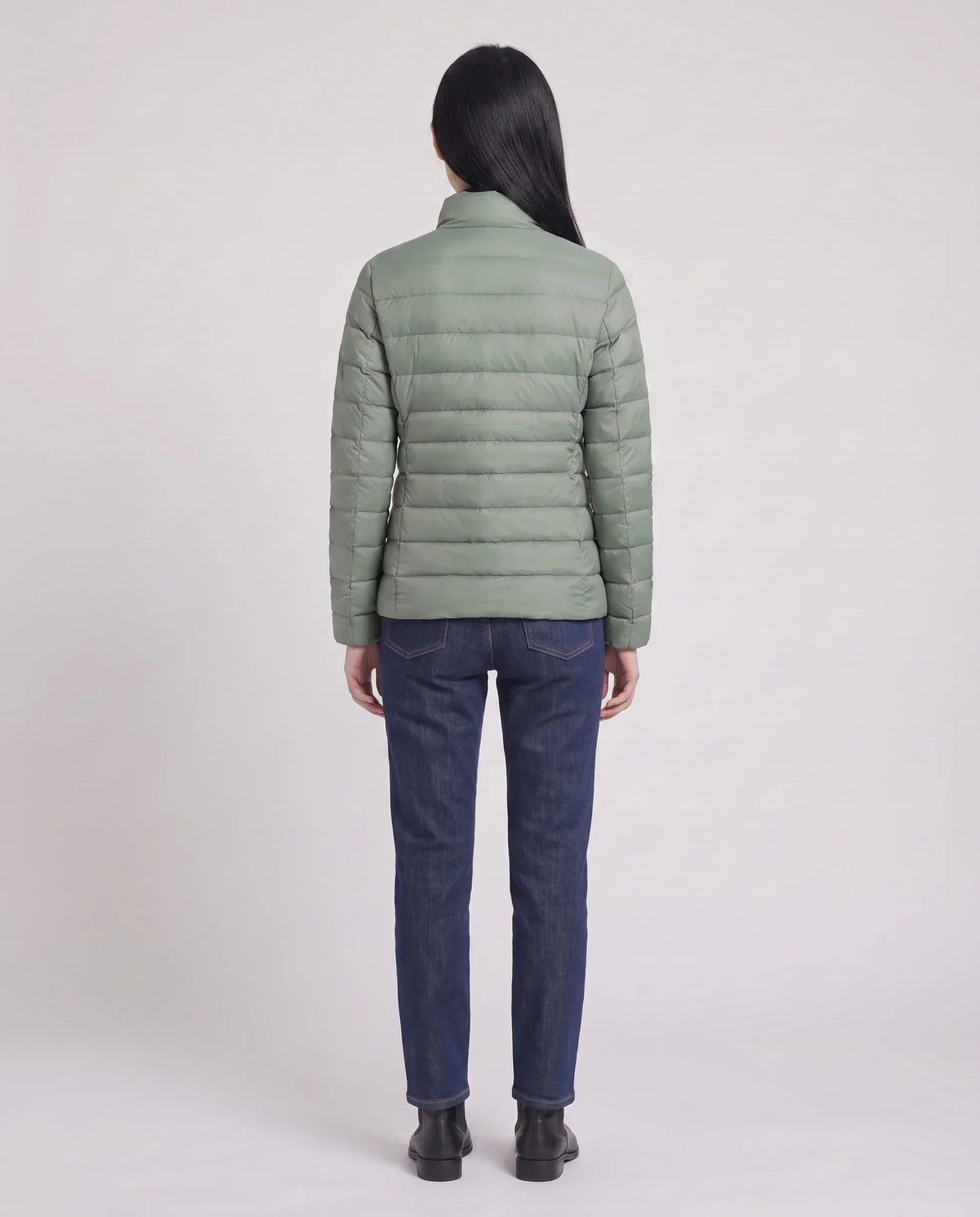 Short Ultra-Lightweight Puffer Jacket with Funnel Collar