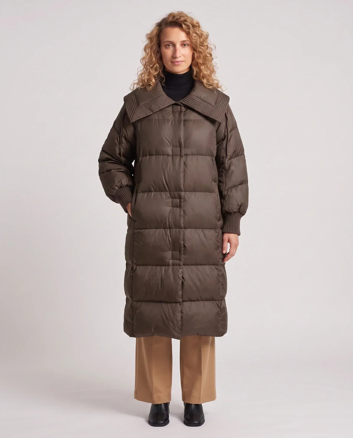 Extra-Long Puffer Jacket with Large Square Collar