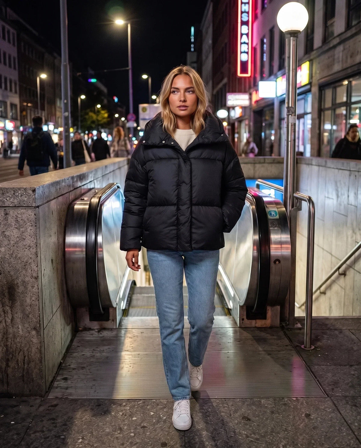 Short Oversized Puffer Jacket with Large Collar