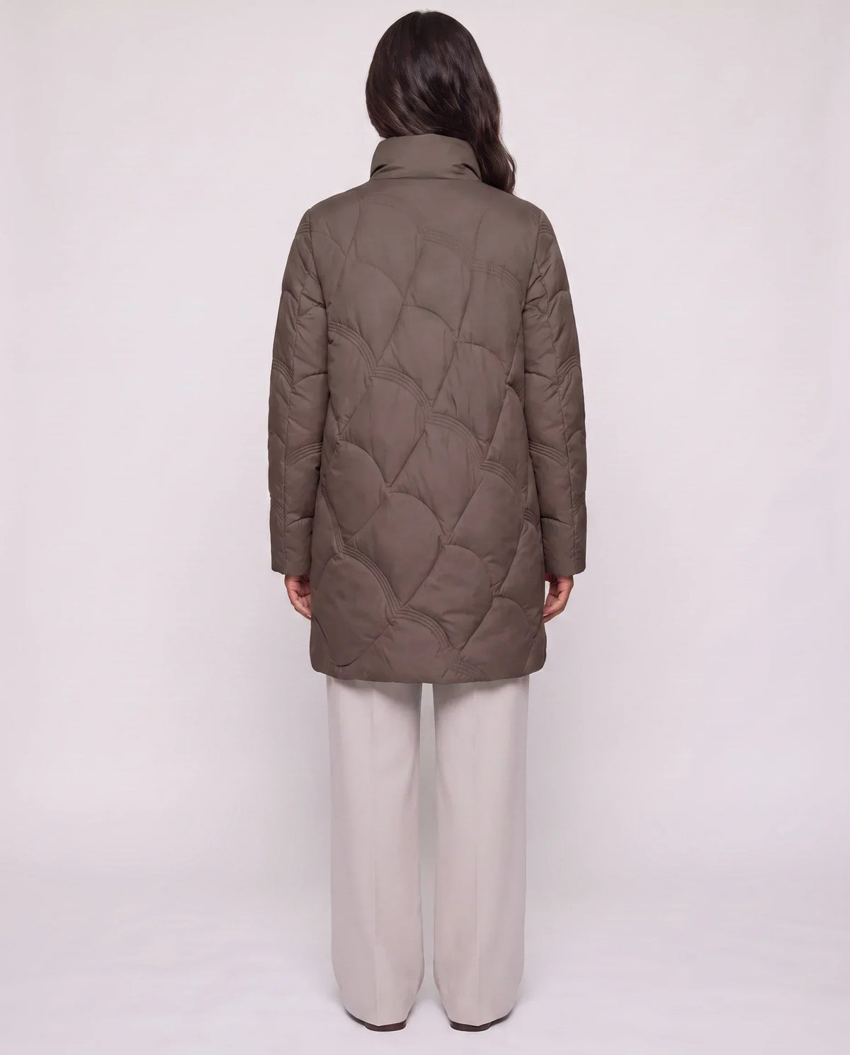 Lightweight Mid-Length Puffer Jacket with Wave Quilting