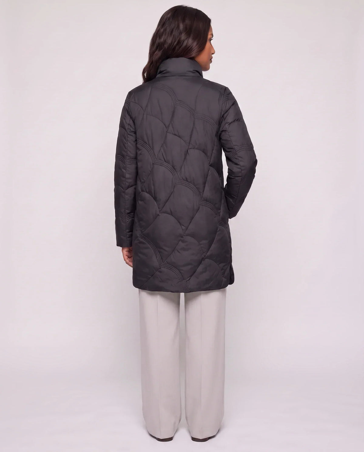 Lightweight Mid-Length Puffer Jacket with Wave Quilting