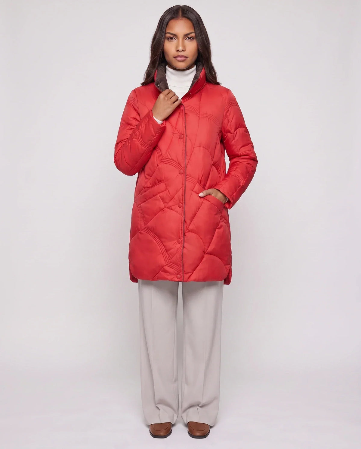 Lightweight Mid-Length Puffer Jacket with Wave Quilting