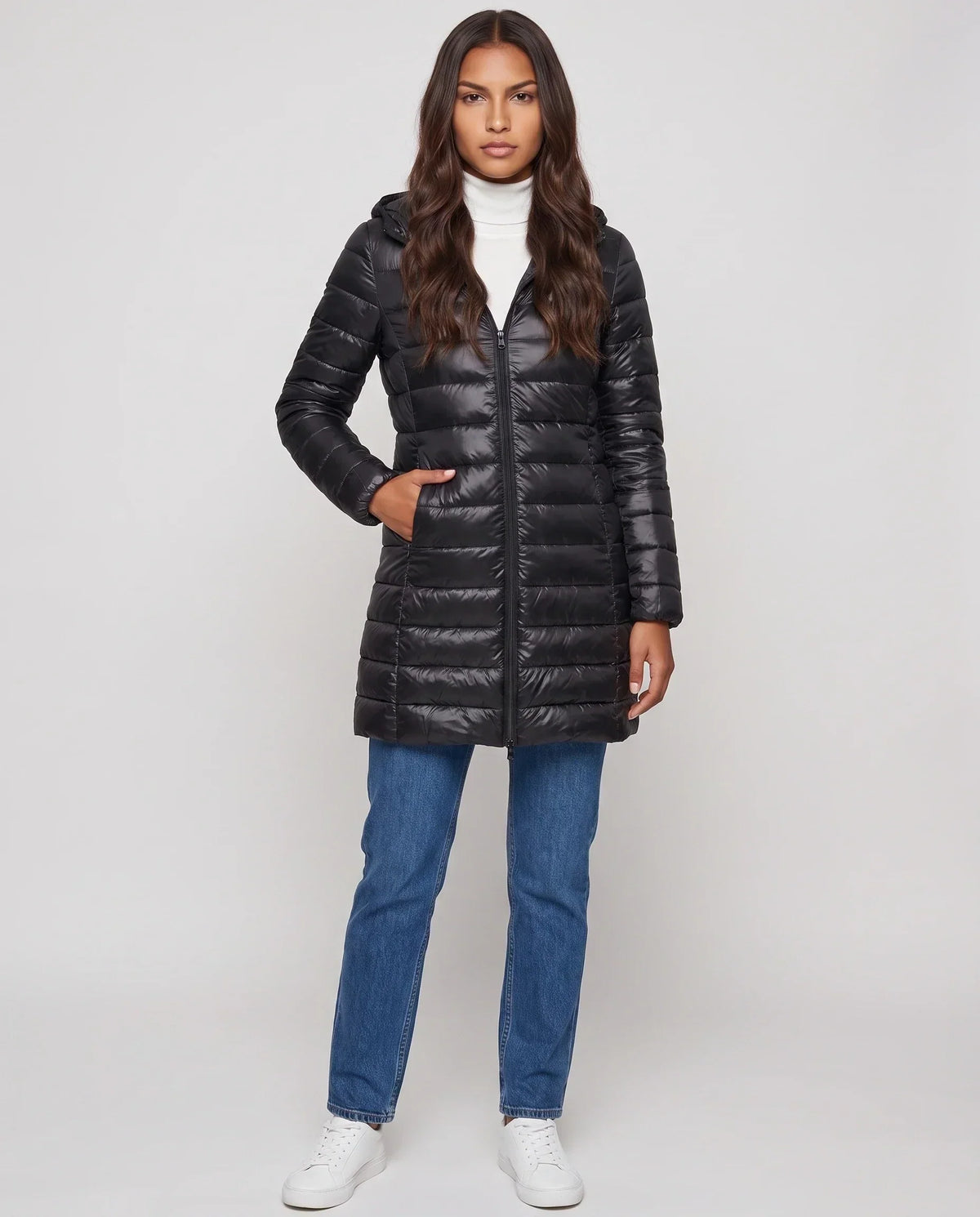 Lightweight Fitted Puffer Jacket with Detachable Hood