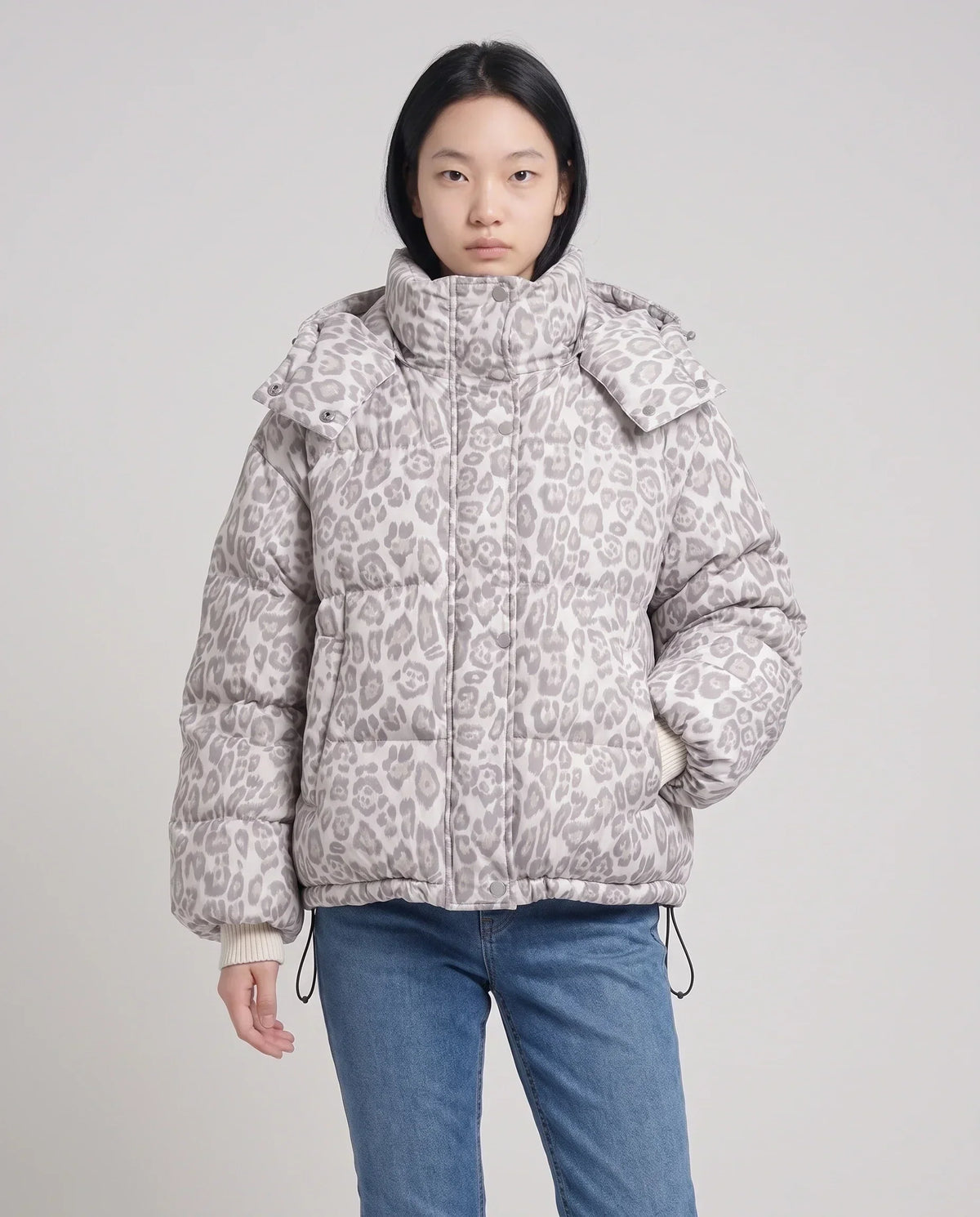 Short Oversized Leopard Puffer Jacket with Detachable Hood