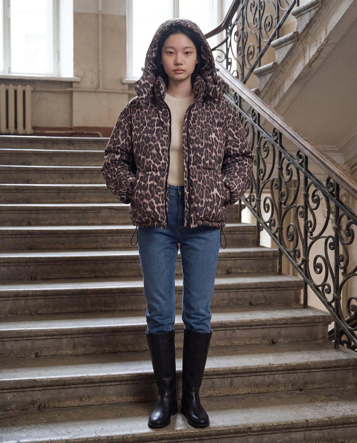 Short Oversized Leopard Puffer Jacket with Detachable Hood