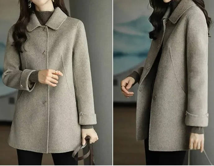 Women's Short Wool Coat | Double-Breasted