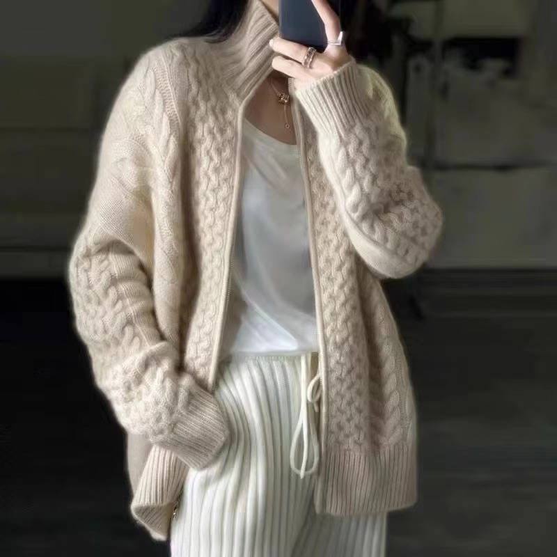 Women's Cable Knit Zip Up Cardigan