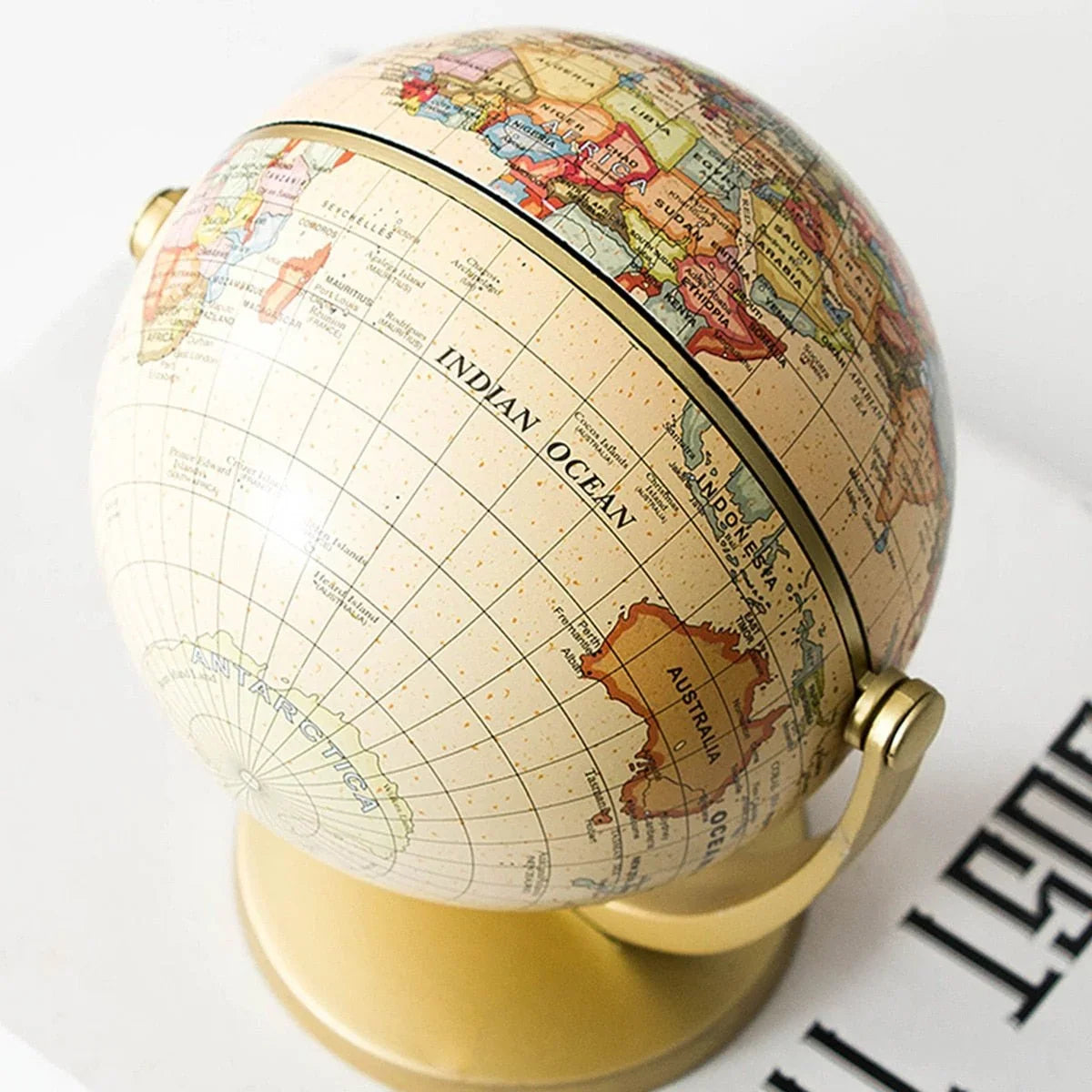 Educational Globe | English-Labeled & Compact | 13 x 10 x 13 cm