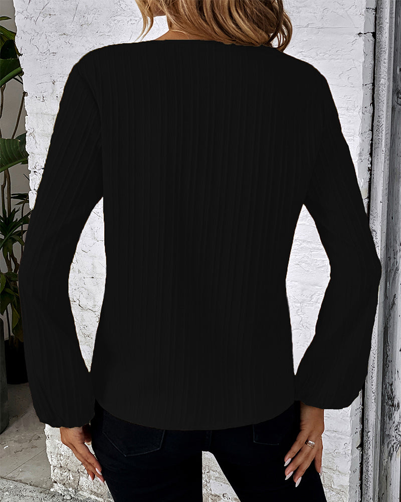 Women’s Textured V-Neck Blouse with Contrast Piping and Gathered Long Sleeves – Elegant Smart Casual Top for Office and Everyday Wear