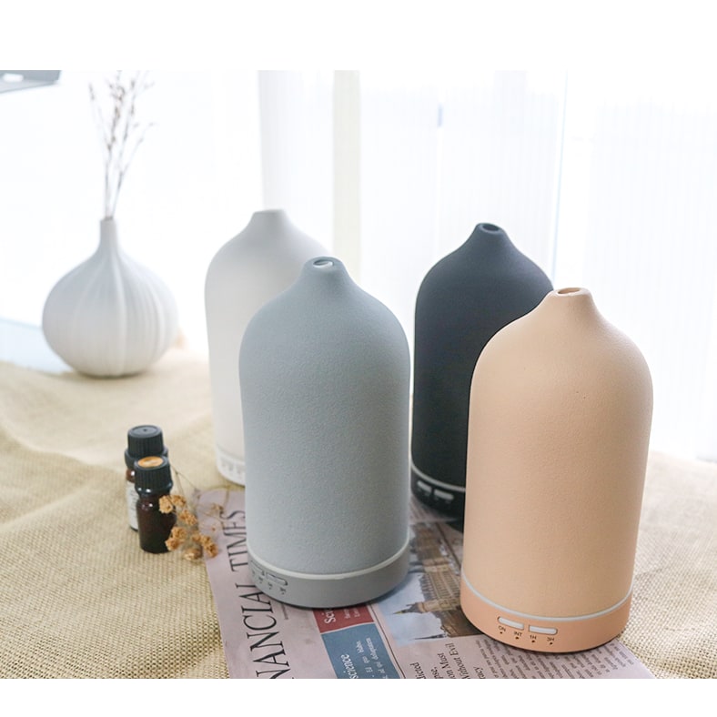 Essential Oil Diffuser and Aroma Humidifier with Ceramic Dome Timer and Ultrasonic Mist