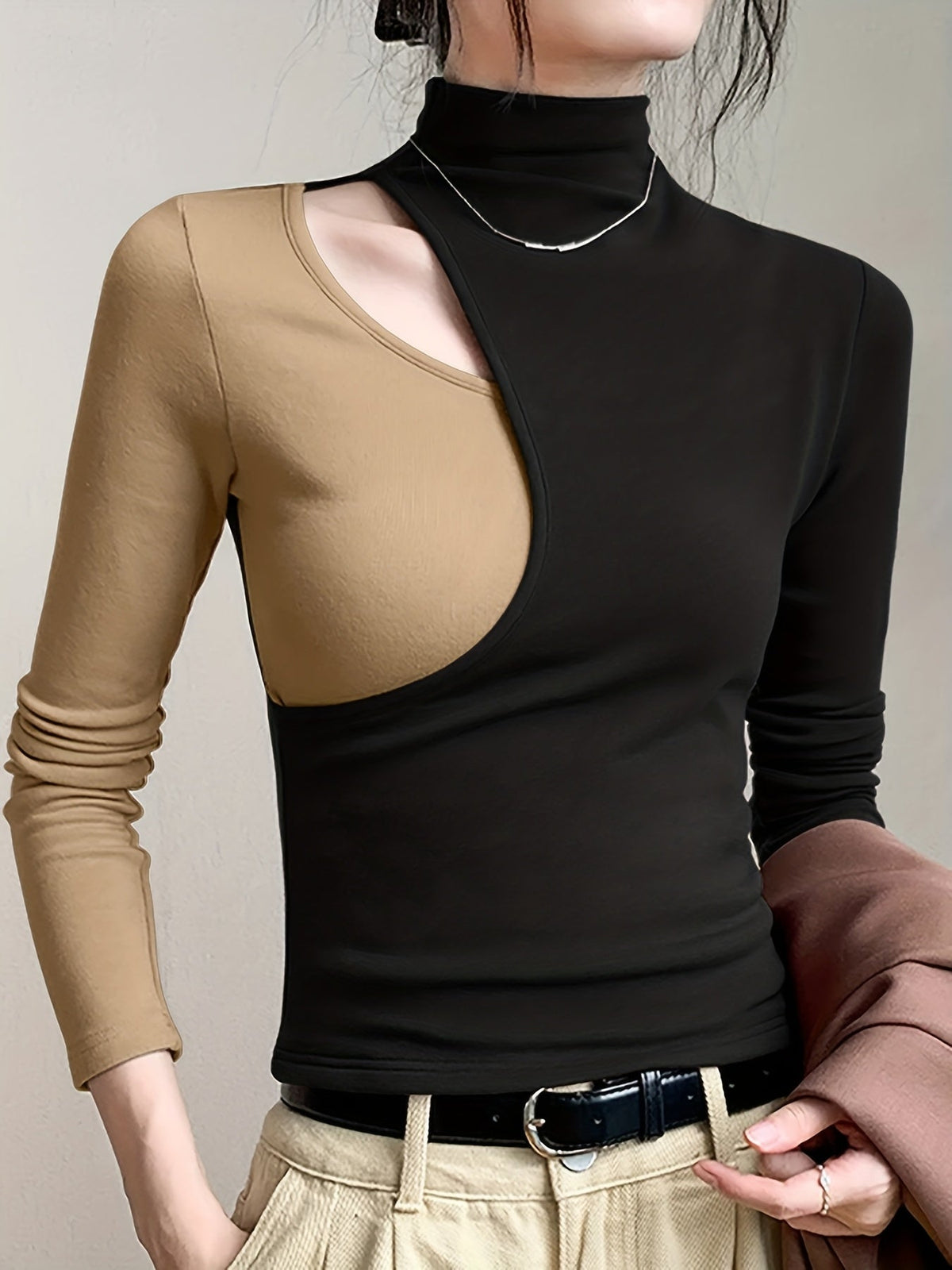 Eliana | Cutout Long Sleeve Slim Fit Mock Neck Top