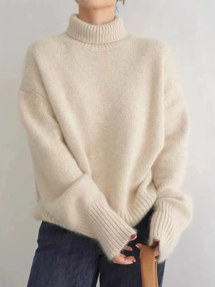 Mira | Oversized Gray Turtleneck Sweater