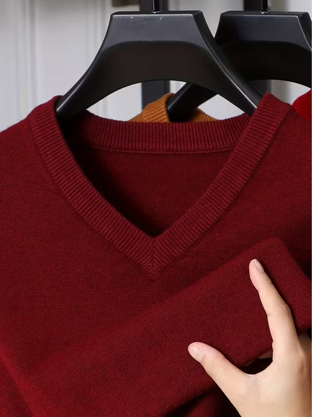 Ellis | Refined V-Neck Sweater