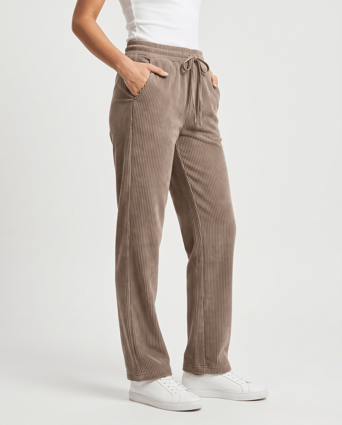 Fleece-Lined Corduroy Wide-Leg Pants – High-Waisted, Drawstring & Side Pockets | Chloe