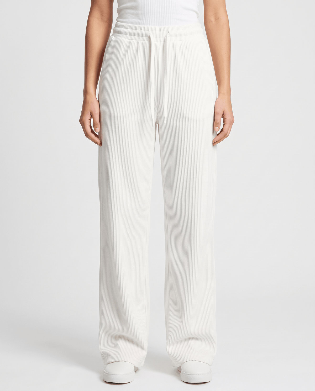 Fleece-Lined Corduroy Wide-Leg Pants – High-Waisted, Drawstring & Side Pockets | Chloe