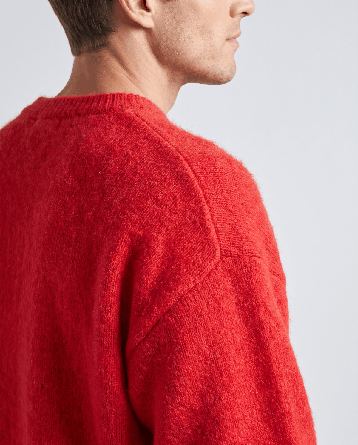 Fuzzy Crew Neck Pullover Sweater – Long Sleeve, Oversized Fit & Ribbed Trim | Soren