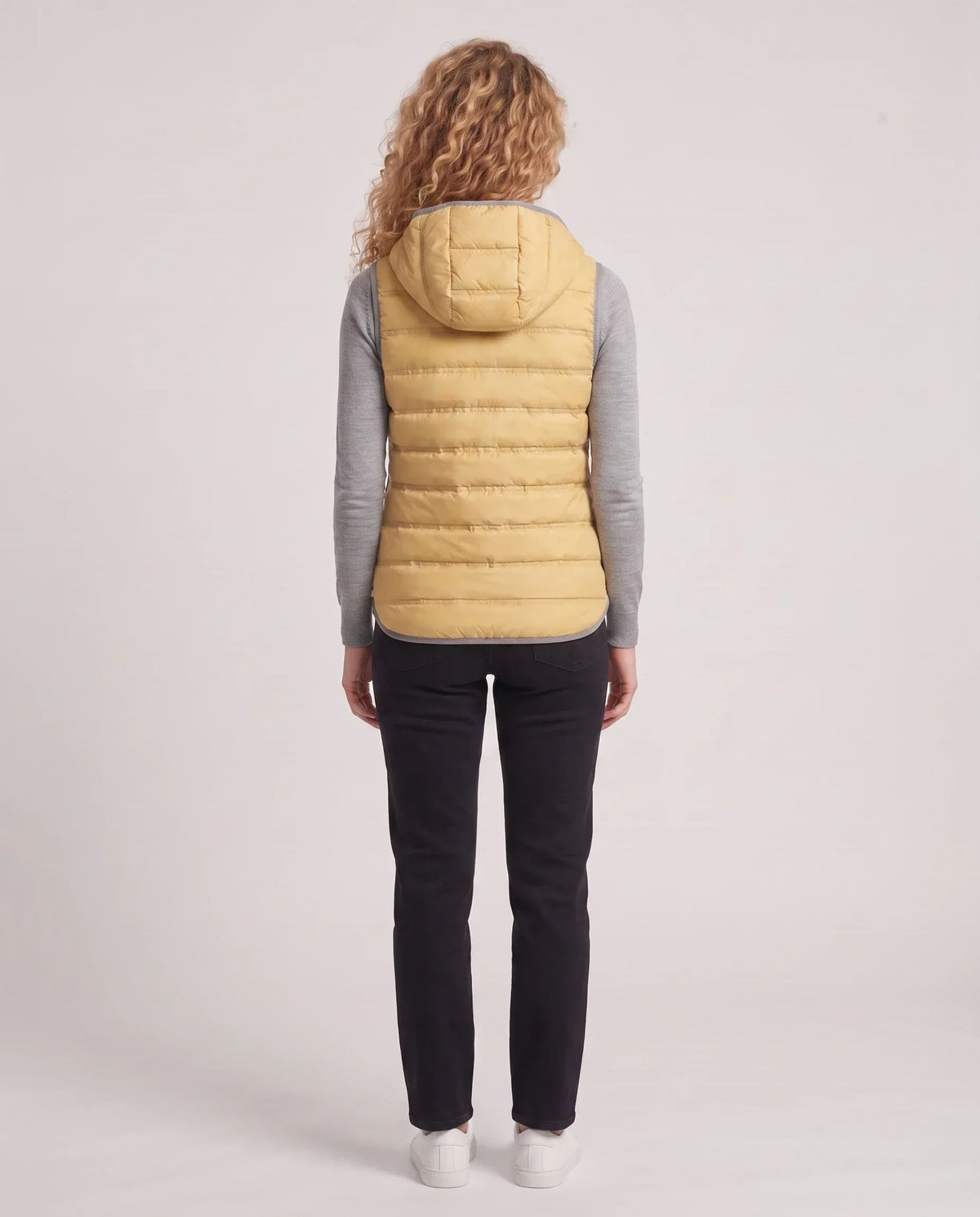 Lightweight Puffer Gilet with Contrast Lining