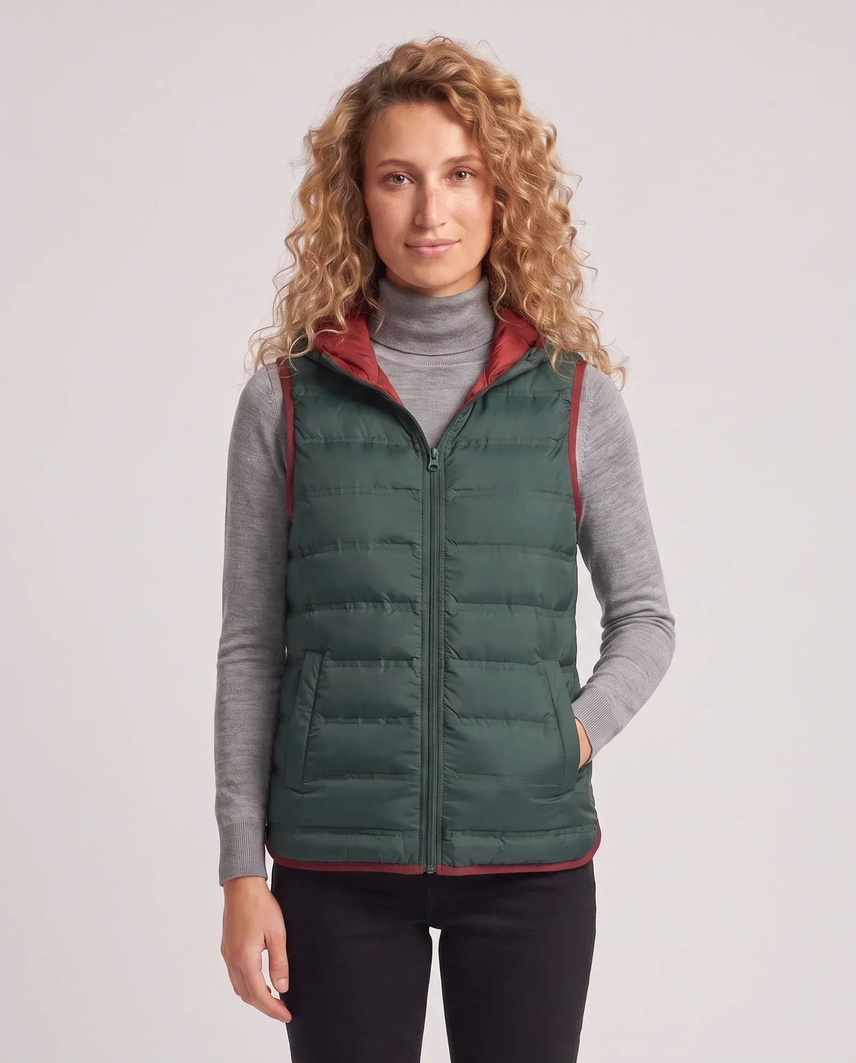 Lightweight Puffer Gilet with Contrast Lining