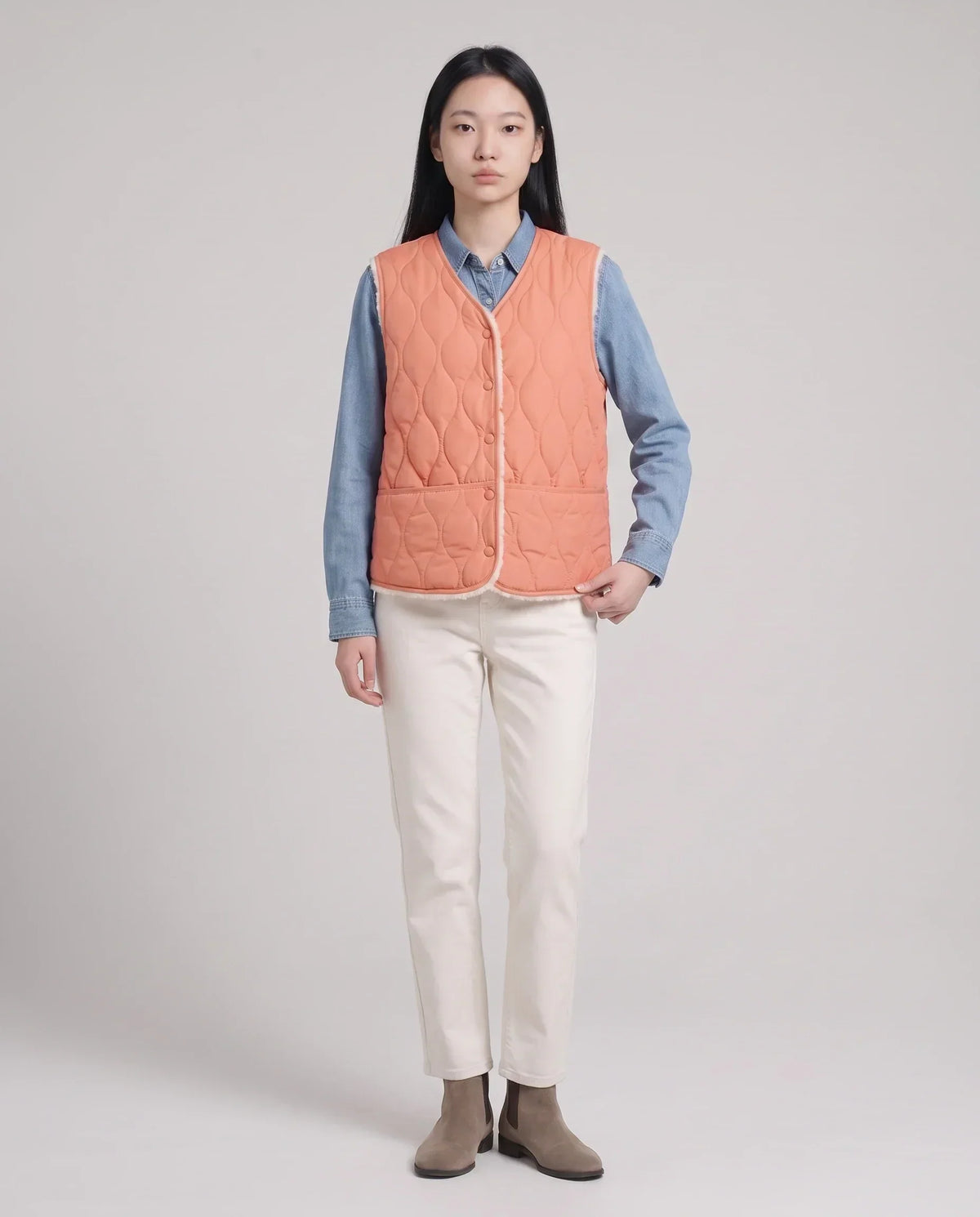 Sherpa-Lined Quilted Gilet with V-Neck