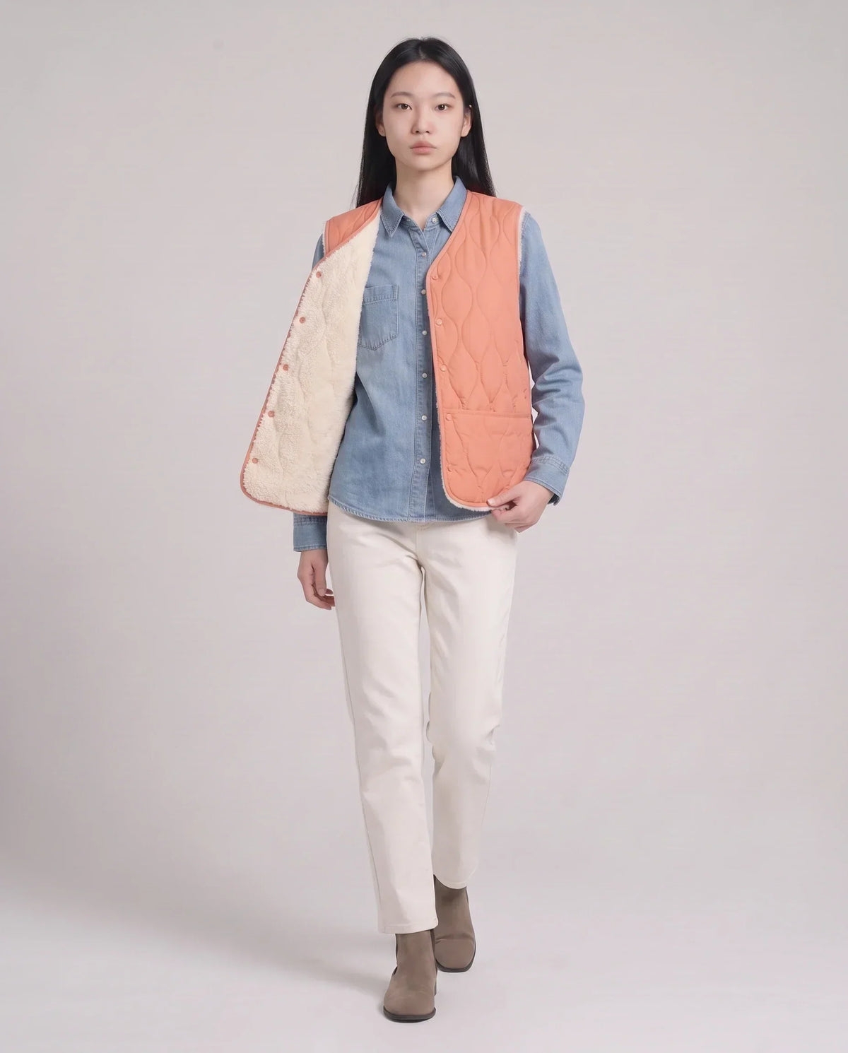 Sherpa-Lined Quilted Gilet with V-Neck