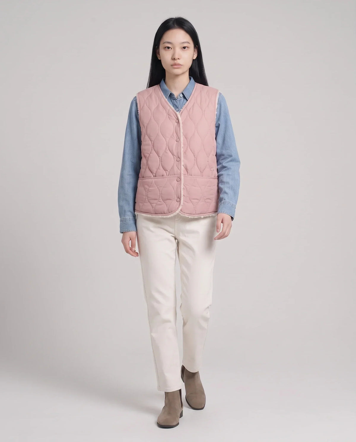 Sherpa-Lined Quilted Gilet with V-Neck
