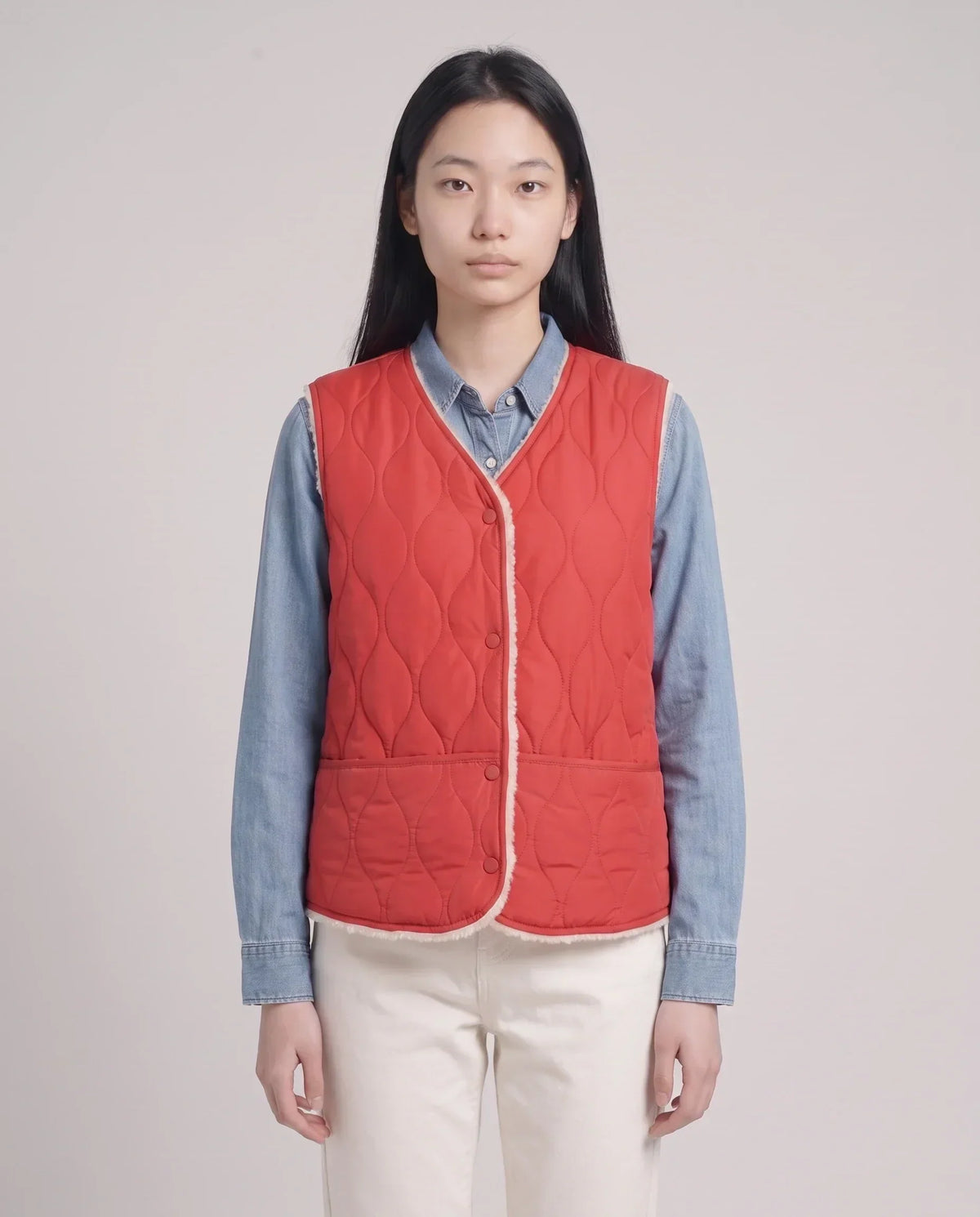 Sherpa-Lined Quilted Gilet with V-Neck