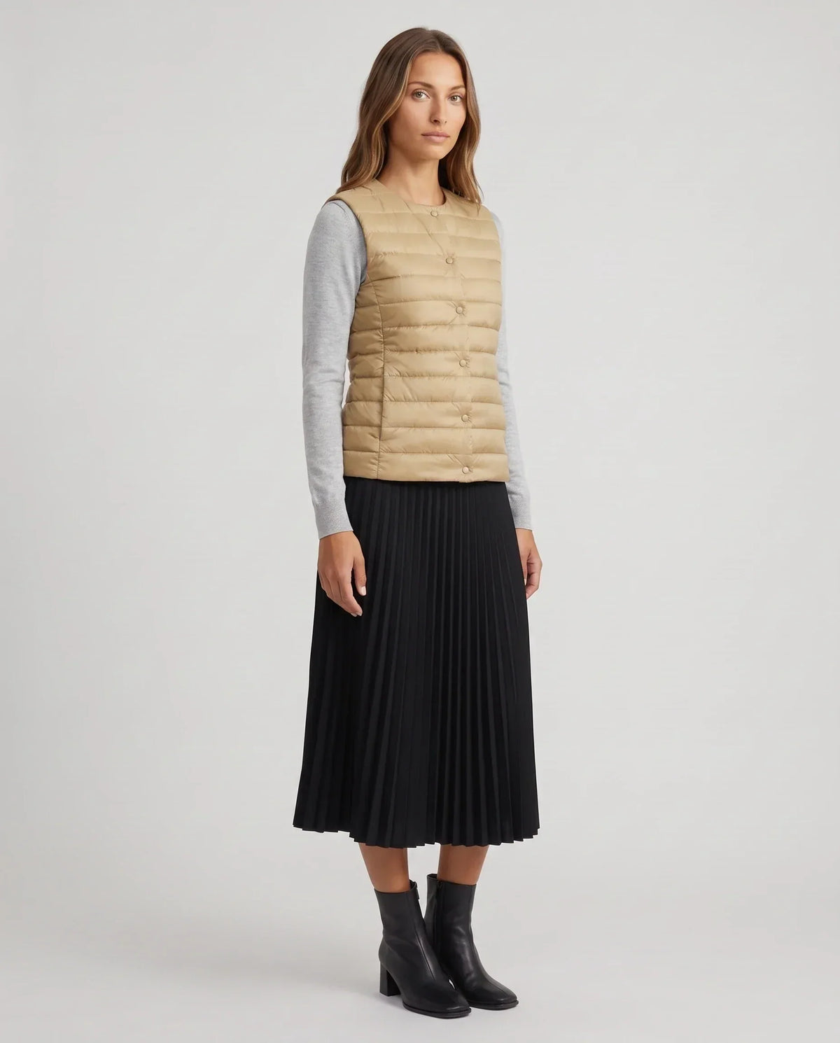 Lightweight Puffer Gilet with Convertible Collar