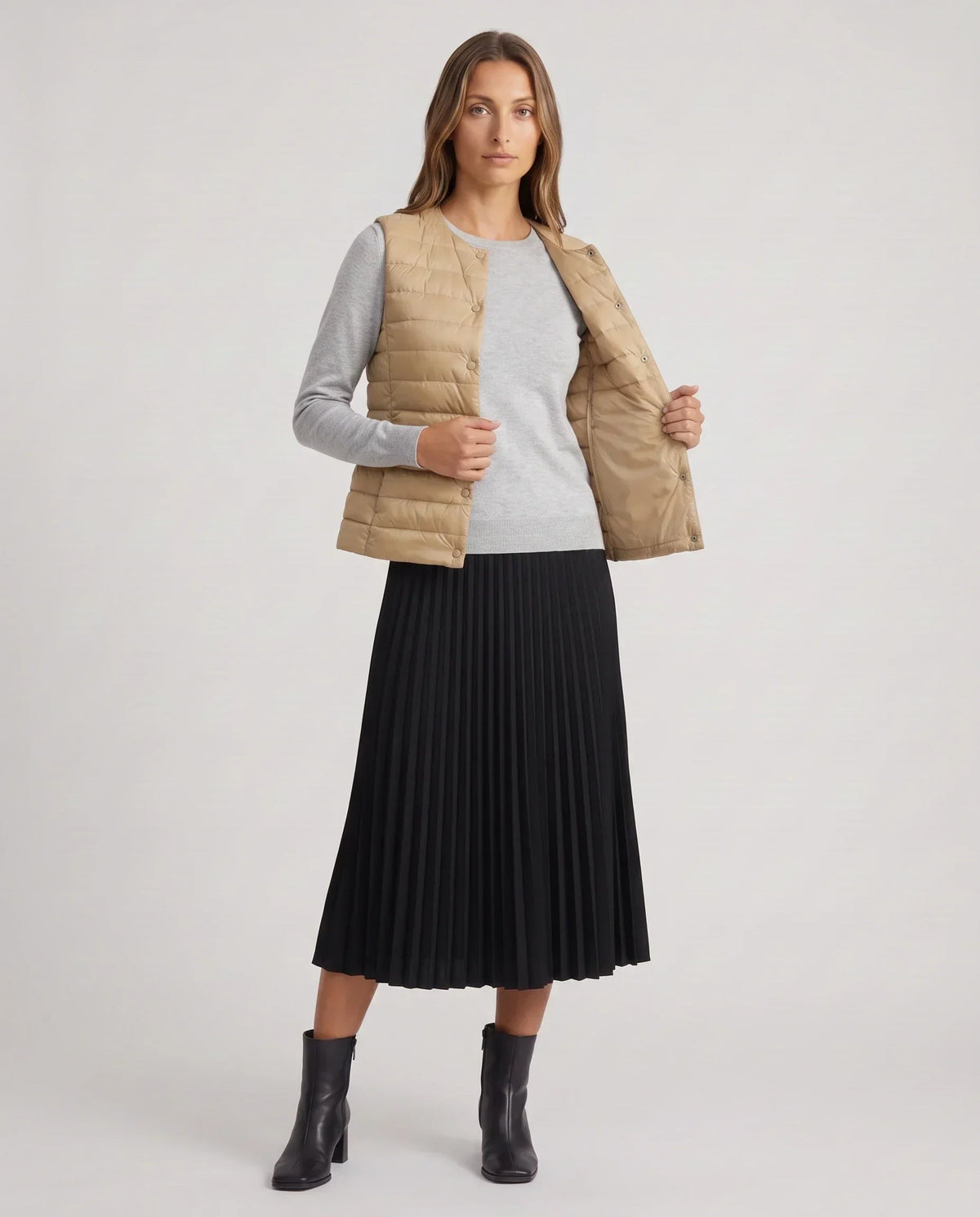 Lightweight Puffer Gilet with Convertible Collar