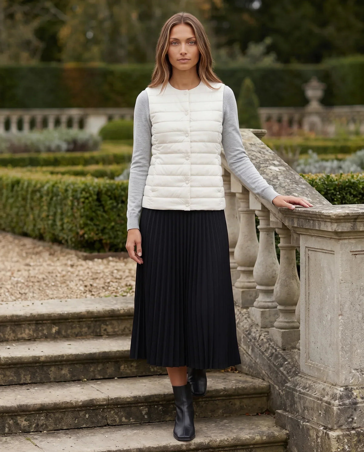 Lightweight Puffer Gilet with Convertible Collar