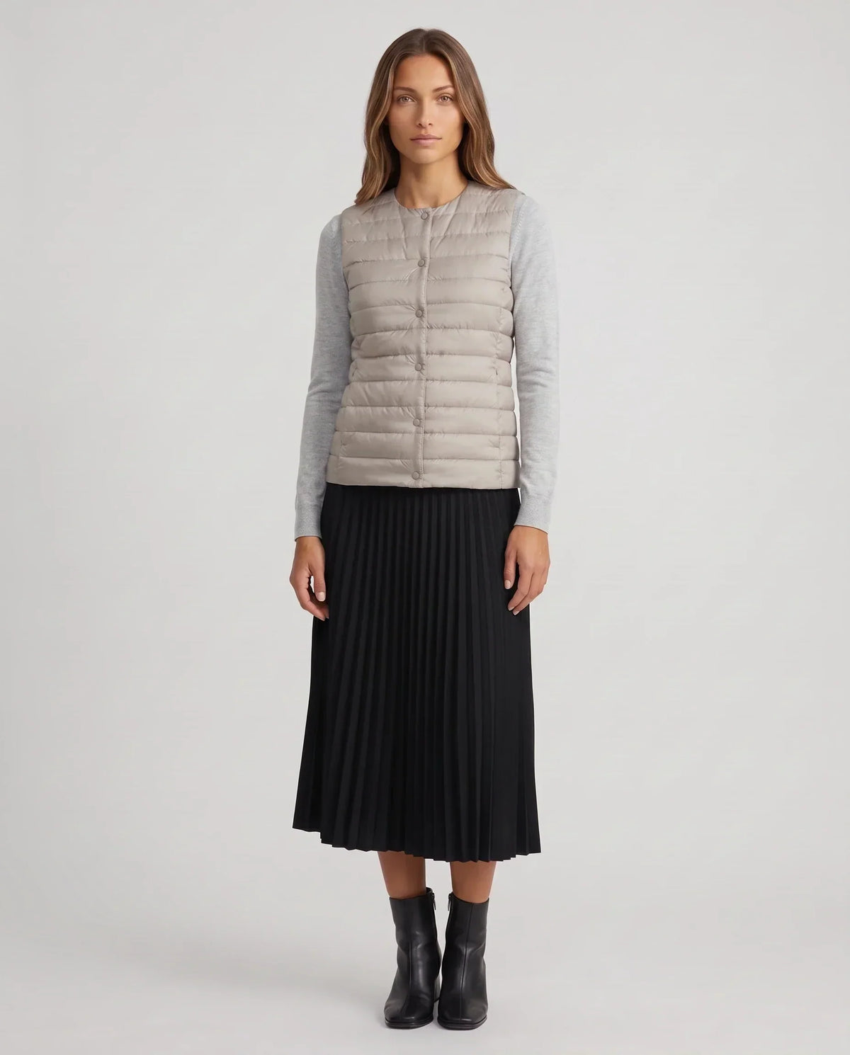 Lightweight Puffer Gilet with Convertible Collar