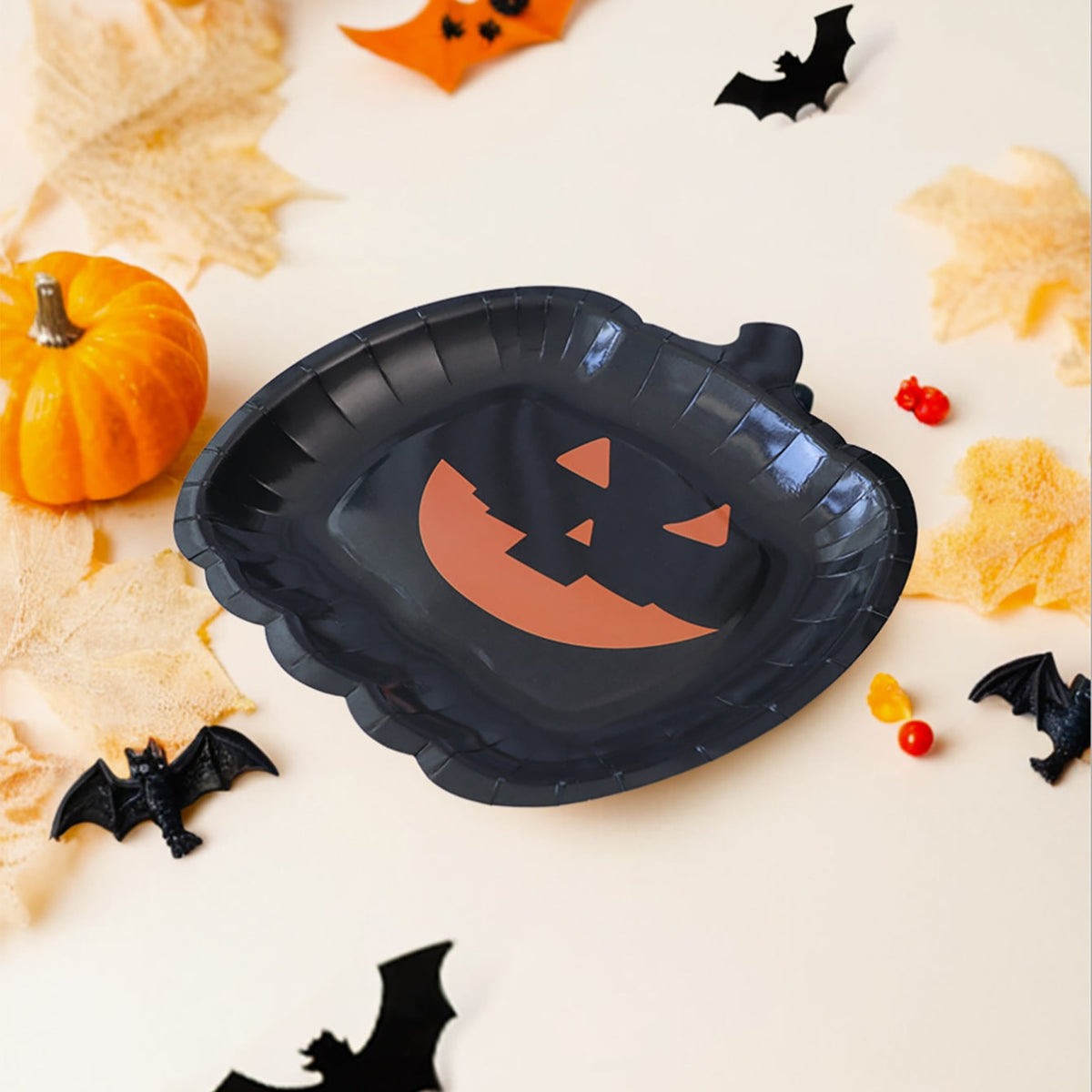Halloween Pumpkin Disposable Paper Plates 9-Inch Jack-O-Lantern Design Tableware