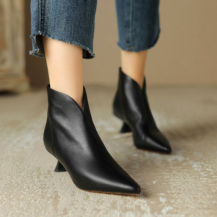 Henrietta - Women’s Leather Pointed Toe Kitten Heel Ankle Boots