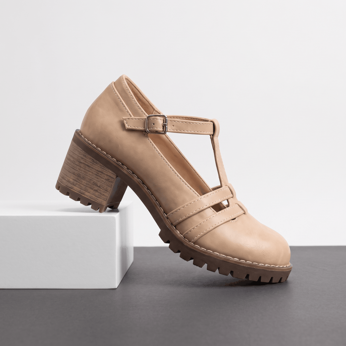 Britney Leather Mary Jane Heels – T-Strap Block-Heel Lugged-Sole Shoes