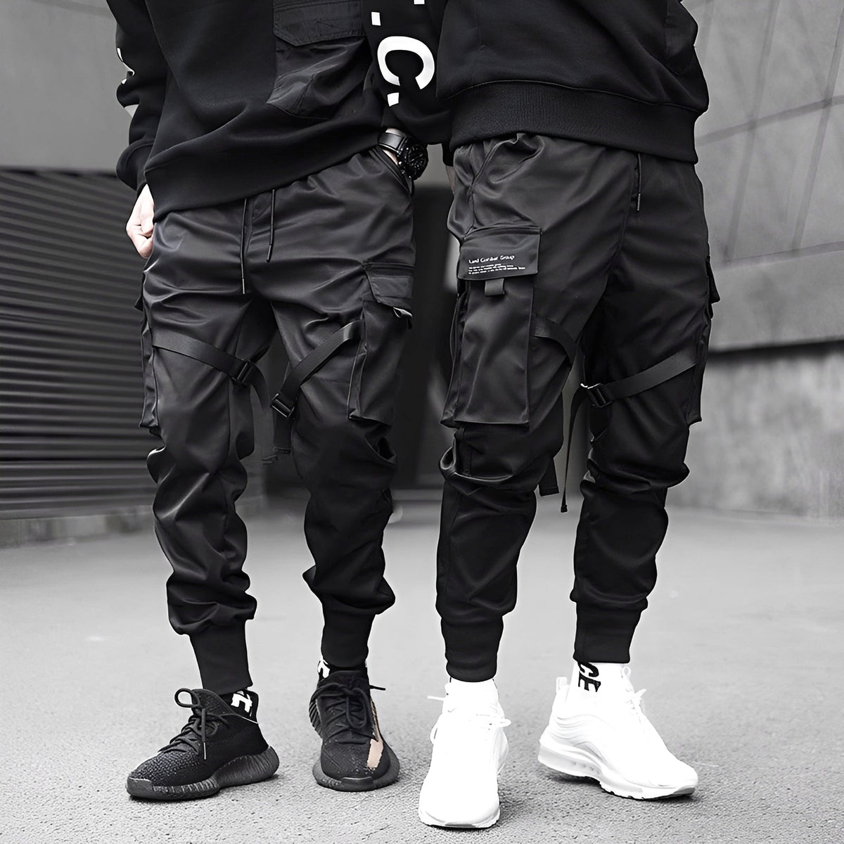 Cargo Pants Men Techwear Tactical with Adjustable Straps and Multi-Pockets