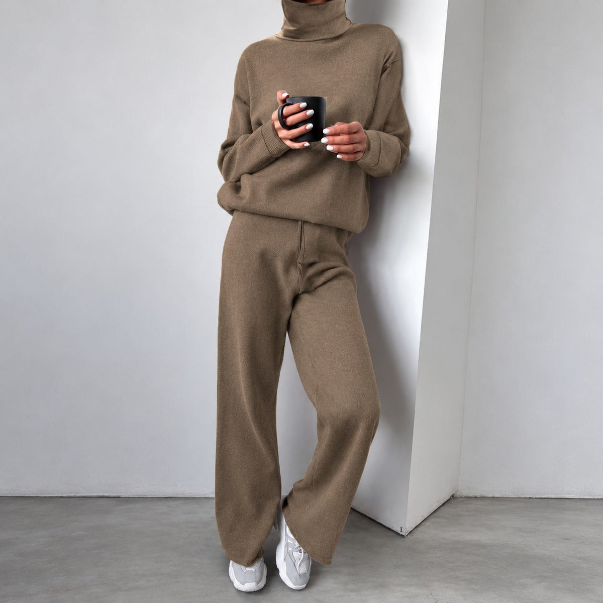 Casual Set for Women - Turtleneck Sweater and Wide-Leg Pants with Relaxed Fit