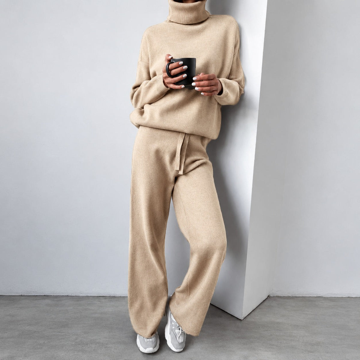 Casual Set for Women - Turtleneck Sweater and Wide-Leg Pants with Relaxed Fit