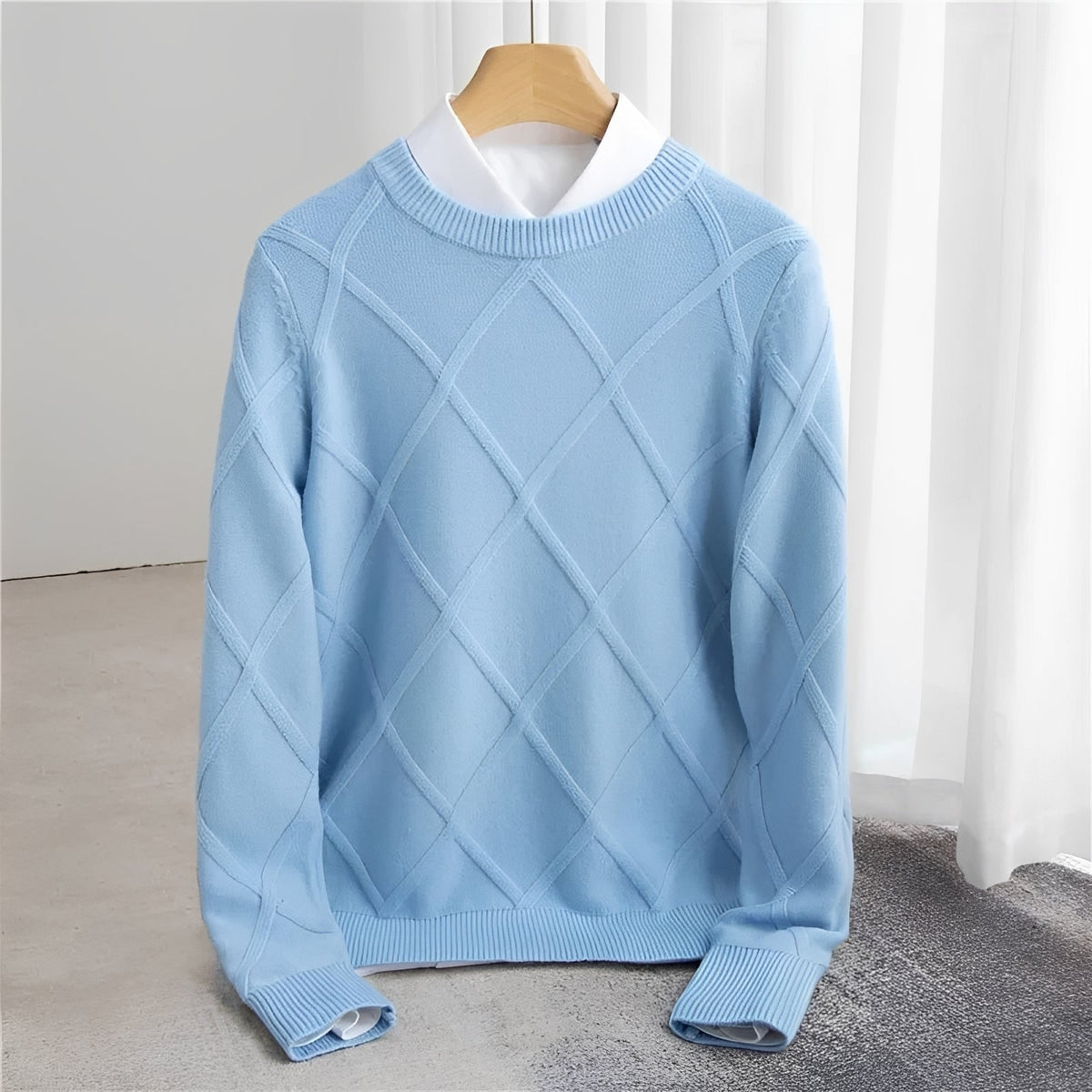 Men's Sweater - O-Neck, Argyle Pattern, Ribbed Cuffs, Regular Fit