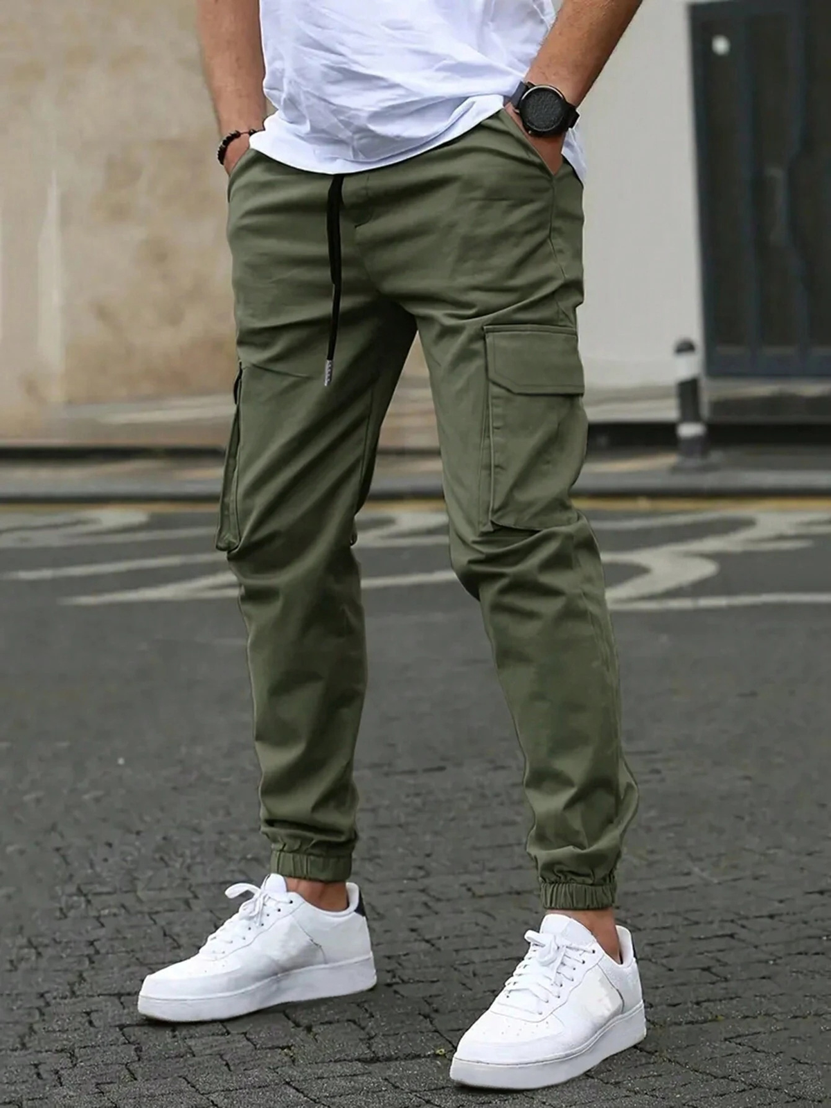 Men's Lightweight Cargo Joggers