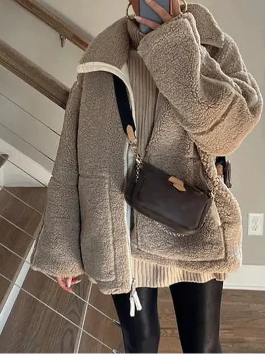 Women’s Oversized Teddy Fleece Zip-Up Jacket with High Collar and Patch Pockets – Cosy Winter Casual Outerwear