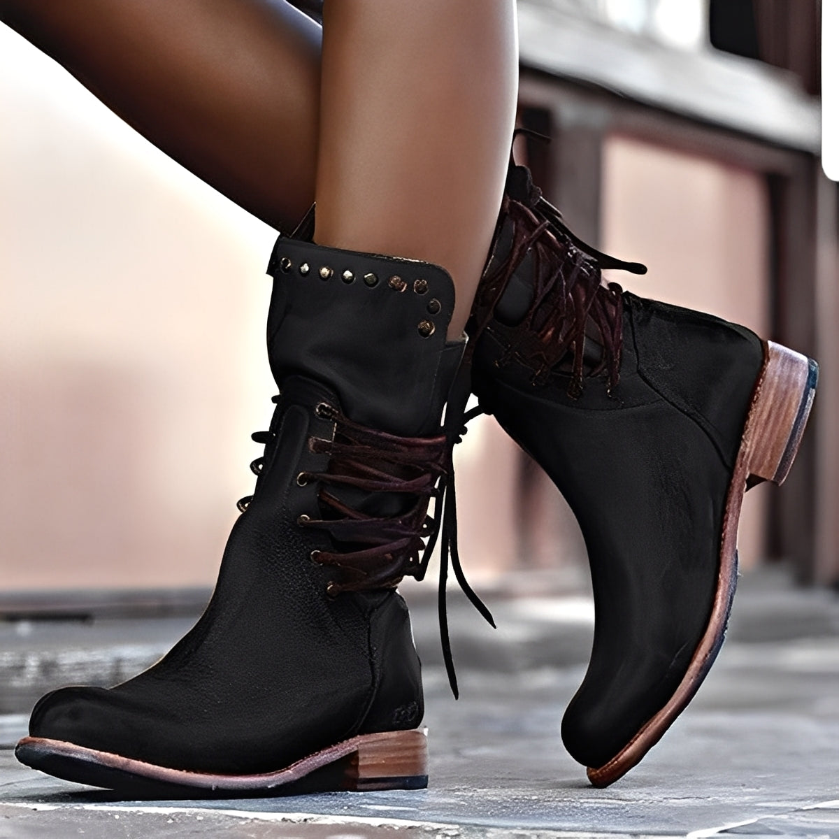 Lenora - Women's Shoes in Retro Style with Low Heel