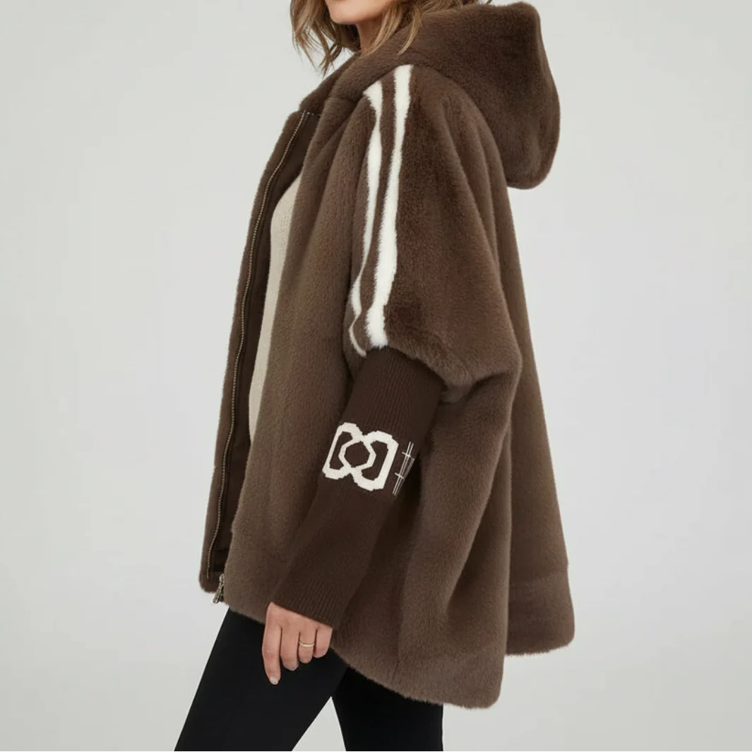 Women's Oversized Plush Faux Fur Hooded Winter Jacket with Contrast Knitted Sleeves and High Collar – Cosy Longline Zip-Up Teddy Coat with Relaxed Fit for Casual Streetwear and Autumn Winter Layering