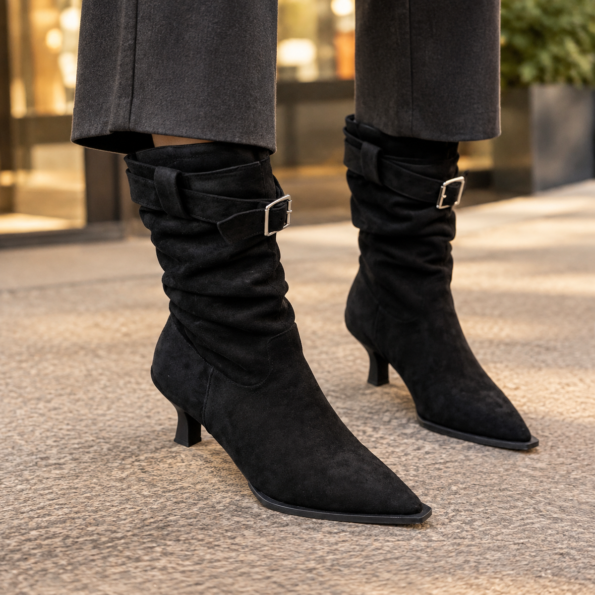 Montalto Pointed Boots