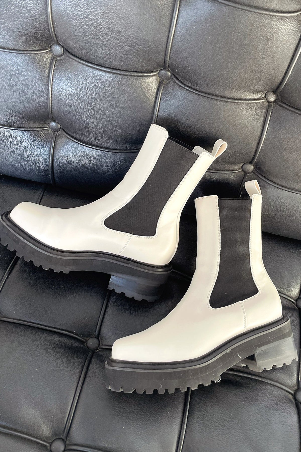 Winona | Pull-On Ankle Boots