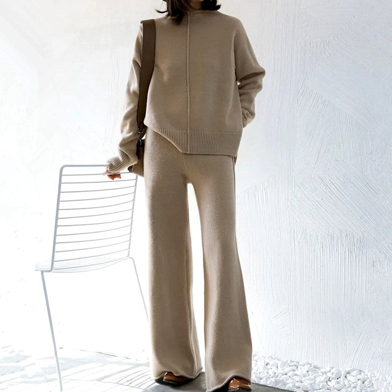 Kate - Women's Center-Seam Knit Top and Wide-Leg Pants Set