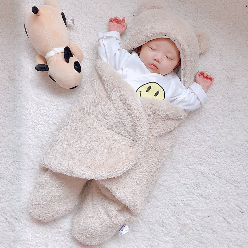 Kids' Newborn Swaddle Blanket with Legs Hooded Infant and Baby Sleeping Bag with Sherpa Fleece