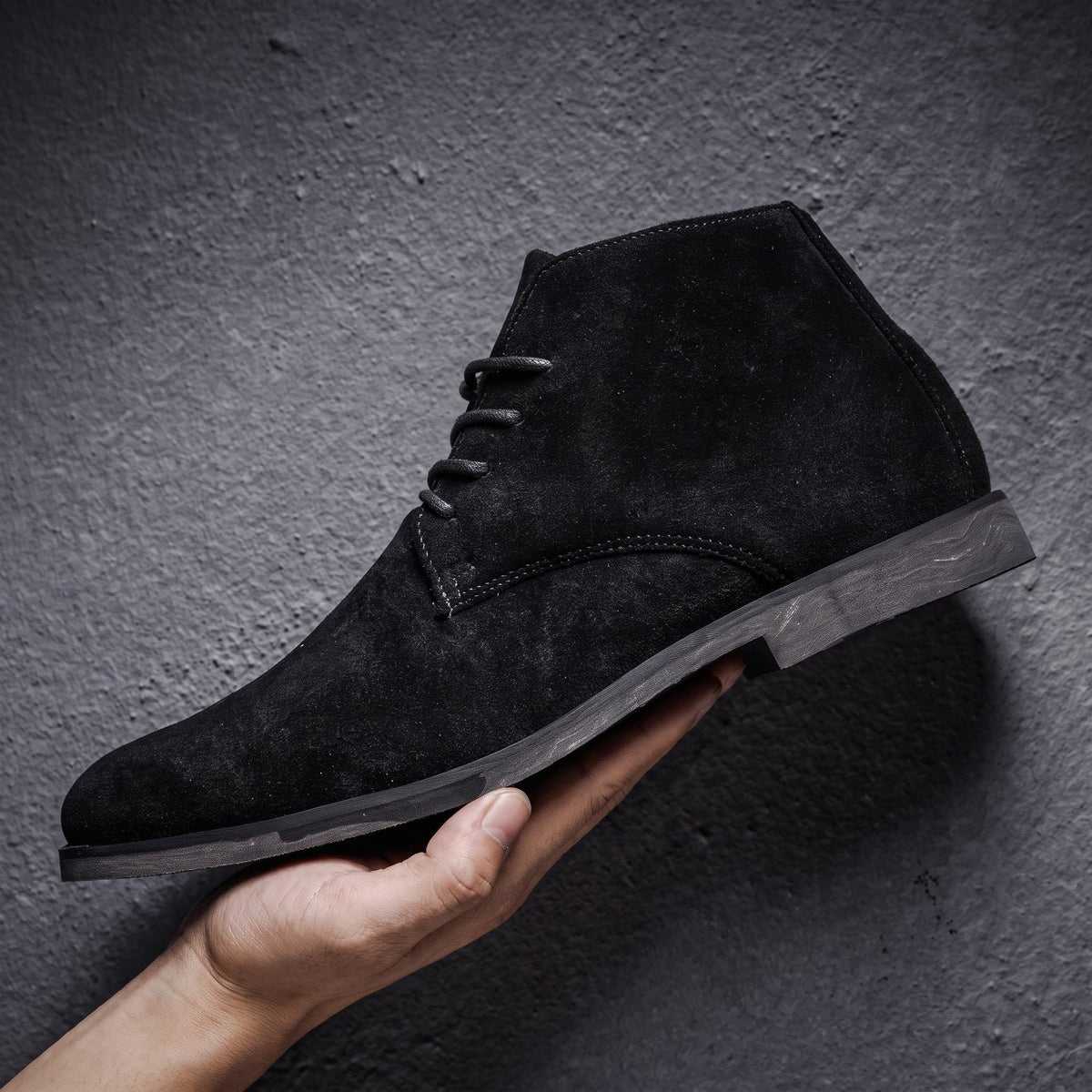 Lace-Up Chukka Boots with Pointed Toe for Men