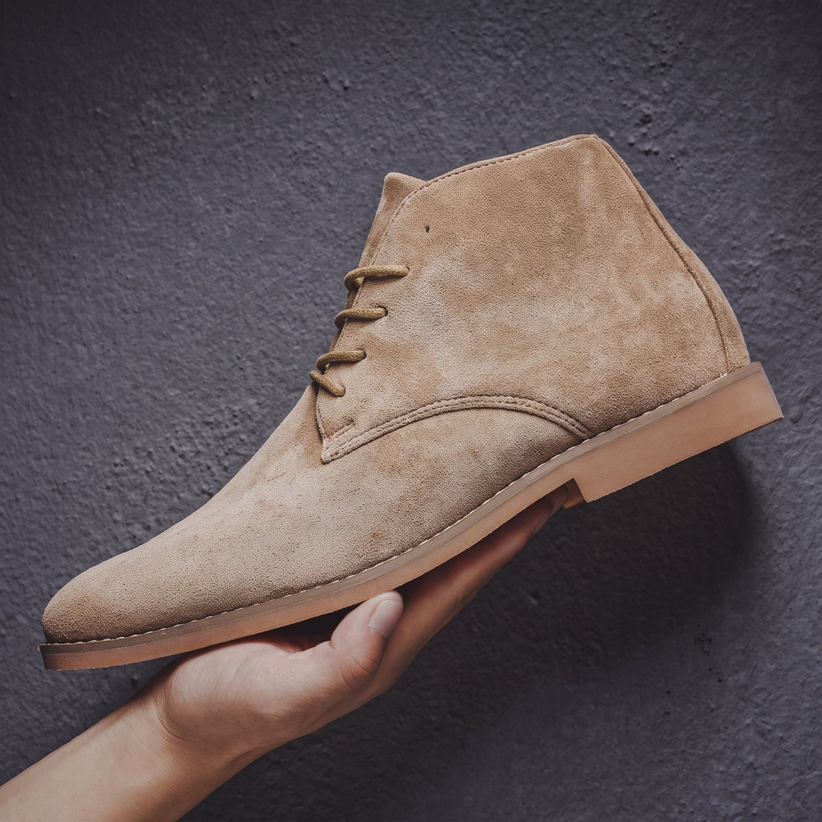 Lace-Up Chukka Boots with Pointed Toe for Men