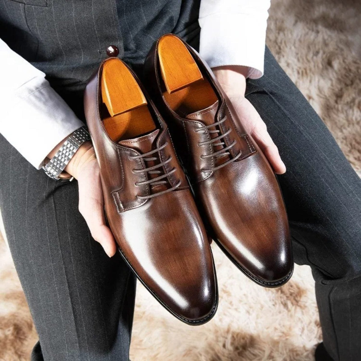 Lace-Up Pointed Toe Oxford Dress Shoes for Men