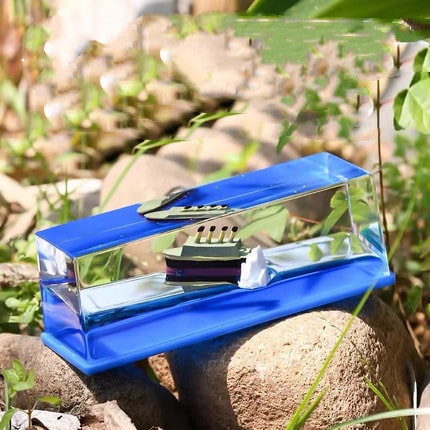 Unsinkable Ship Fluid Drift Bottle with LED Light Base