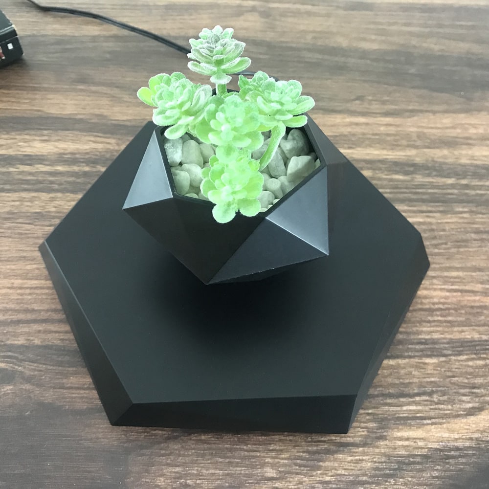 Magnetic Levitation Floating Planter with Geometric Hexagonal Pot and Electromagnetic Base
